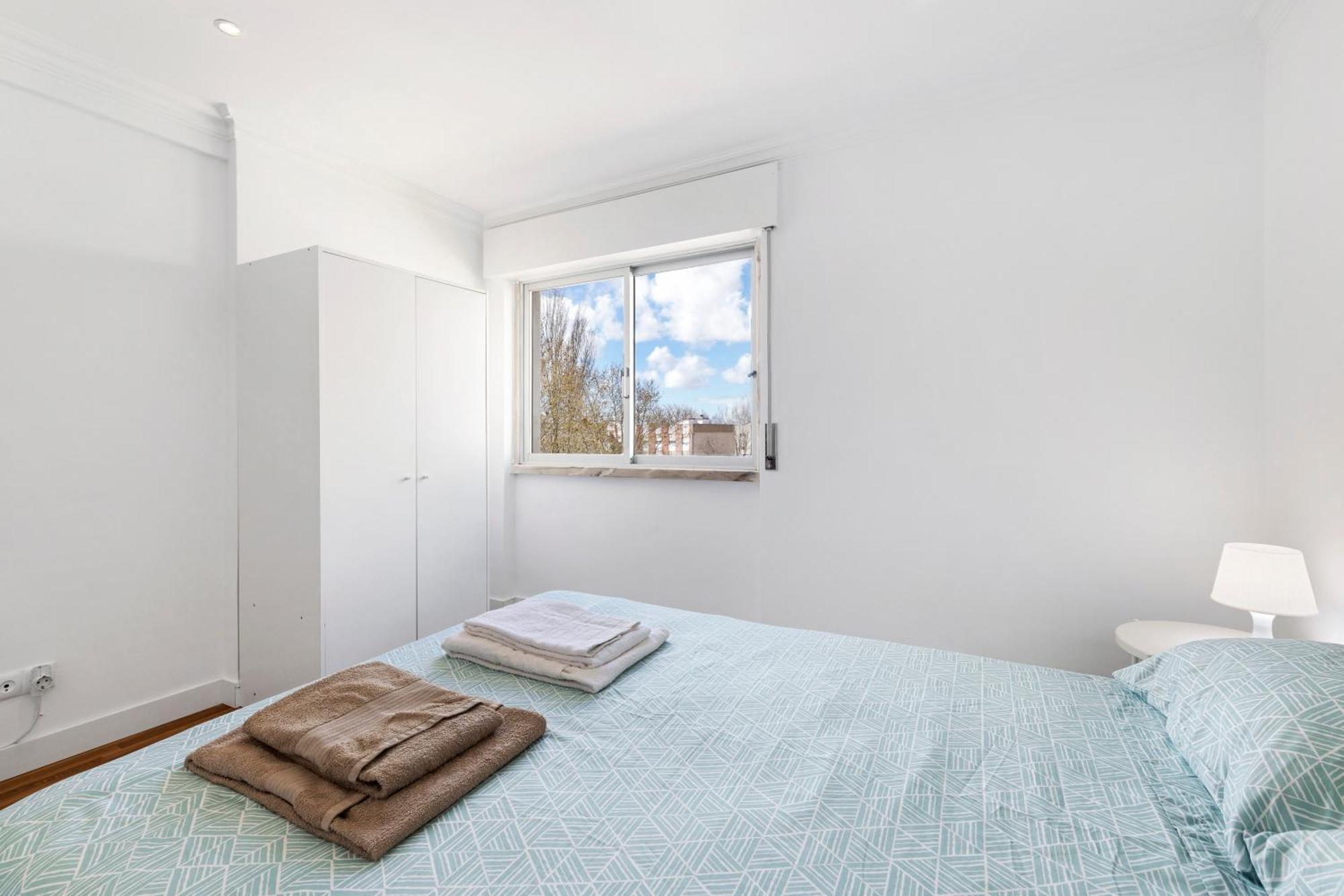 Apartment Happy